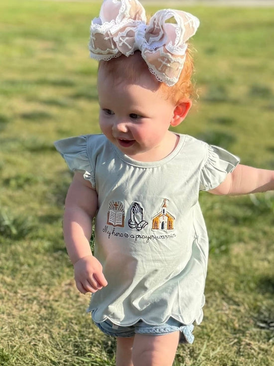 RTS Hero Prayer Girl Shirt
